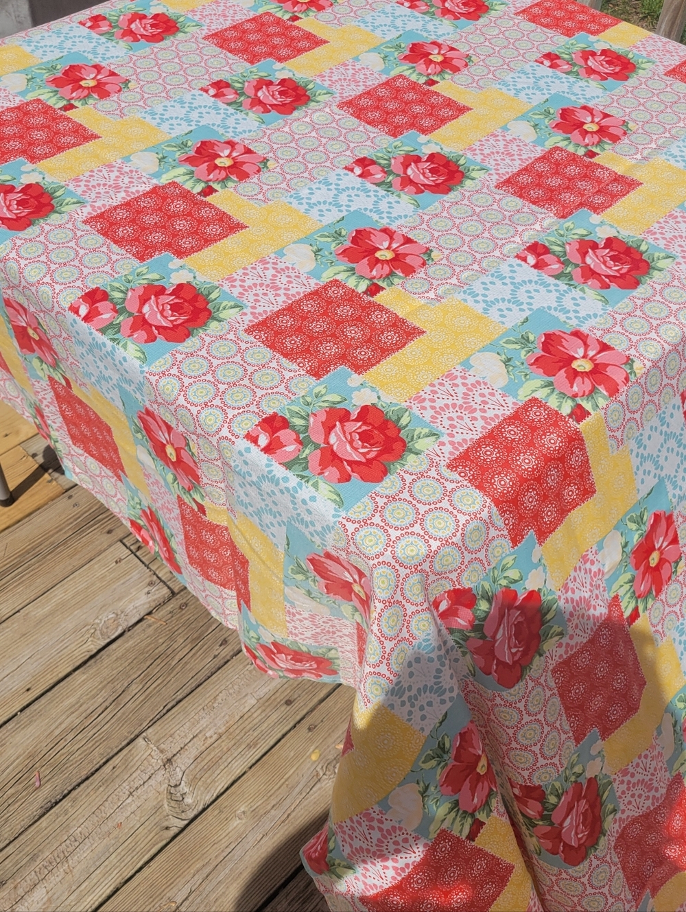 Pioneer Woman Patchwork Tablecloth | Red Floral & Yellow Gingham Rectangular